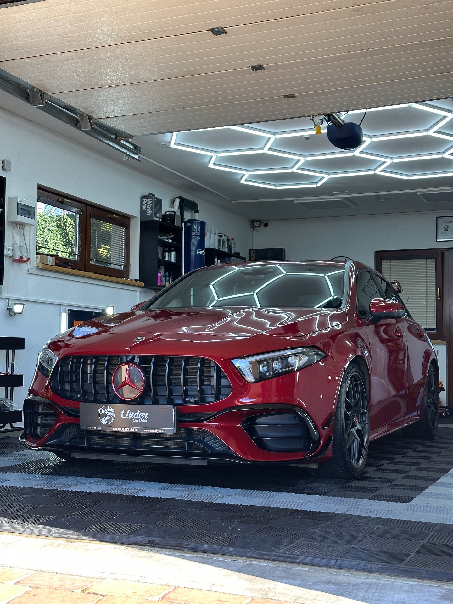 Mercedes-Benz A45s AMG